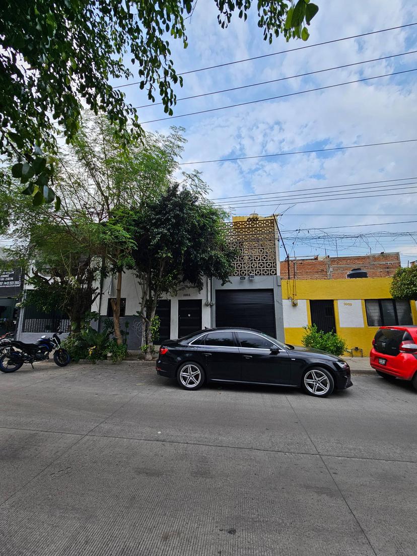 Casa en Venta 2 plantas ideal para inversionistas  3