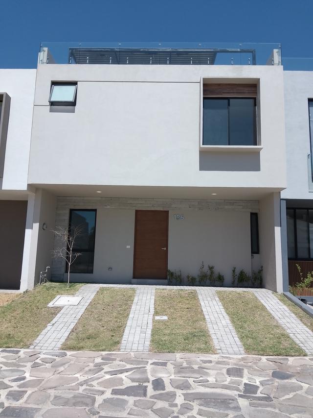 ESPECTACULAR CASA EN VALLE IMPERIAL 👌🏻