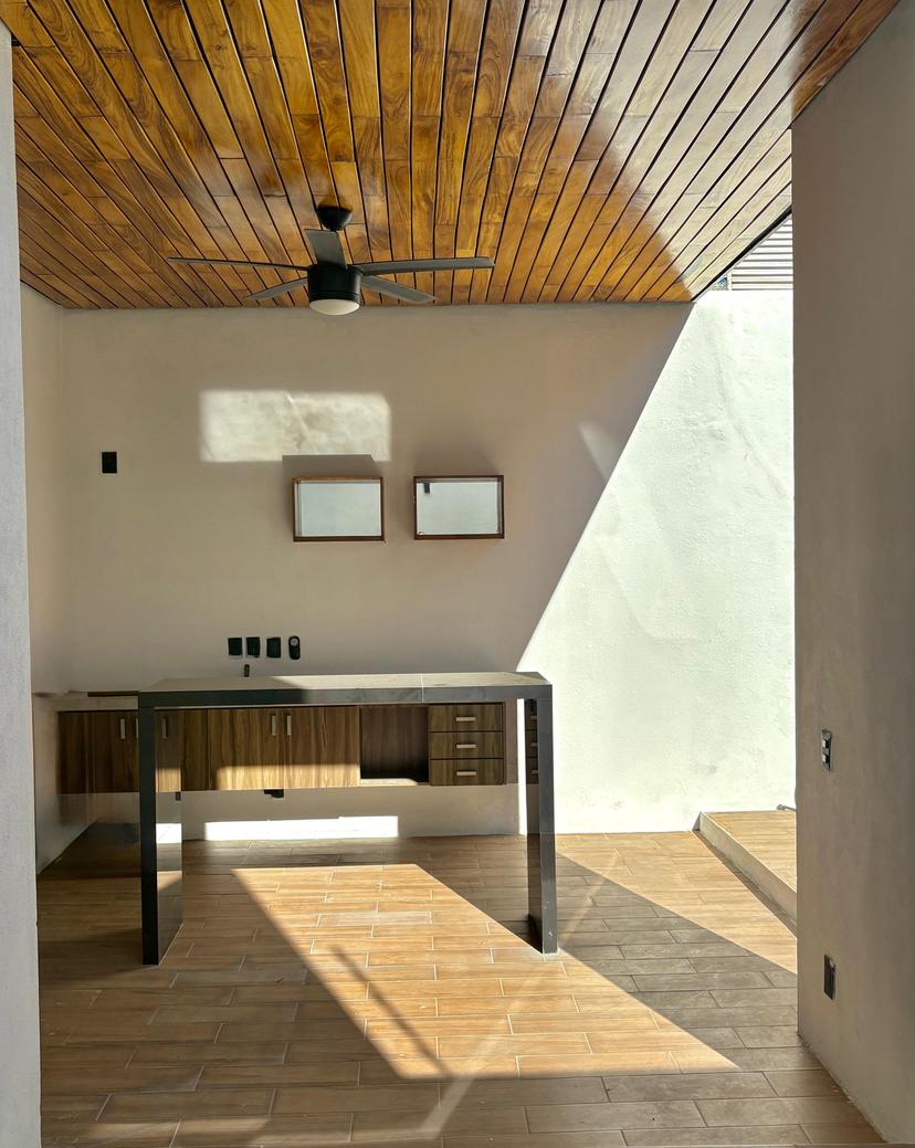 HERMOSA CASA EN VENTA CON ALBERCA 3