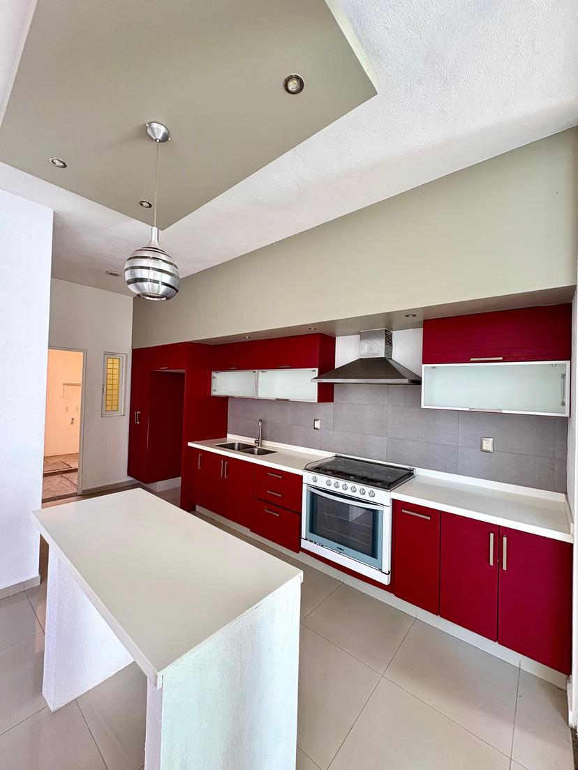 HERMOSA CASA EN VENTA CON ALBERCA 5