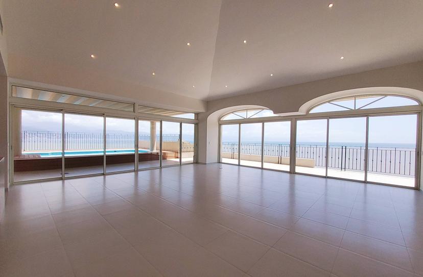 EXCLUSIVO PENTHOUSE CON ALBERCA EN PORTOFINO 3