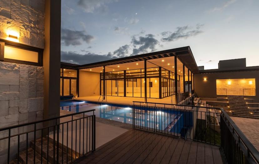 Exclusiva casa en Renta en Villa Carriedo 2