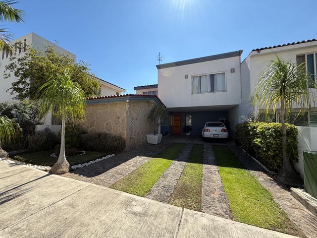 Casa en venta en Tlajomulco de Zuñiga