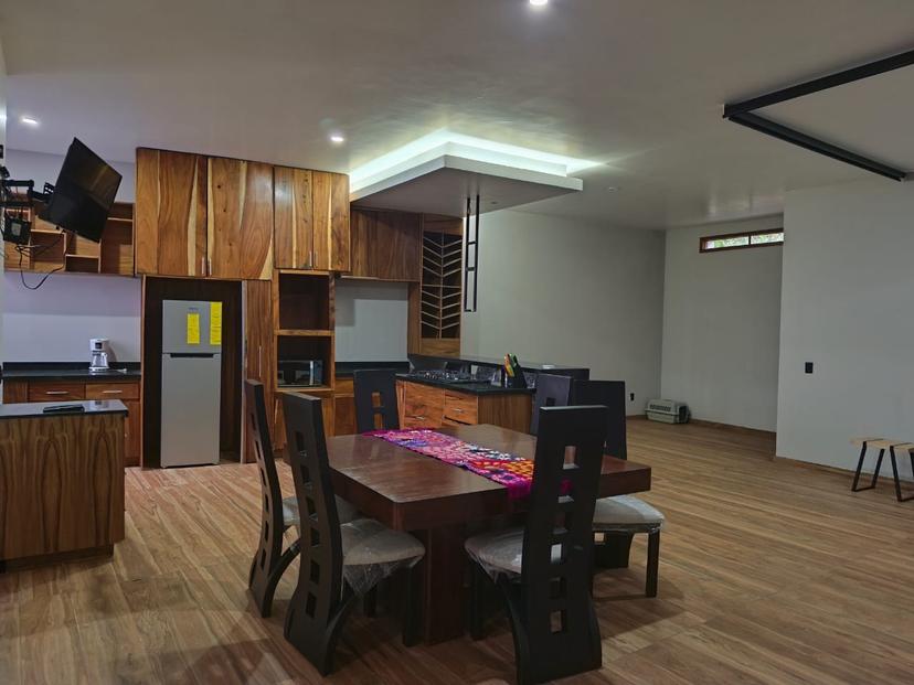 Casa en renta en la Colonia las Fuentes  3