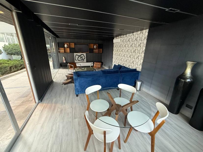 Departamento en venta en la Col. Valle Real 4