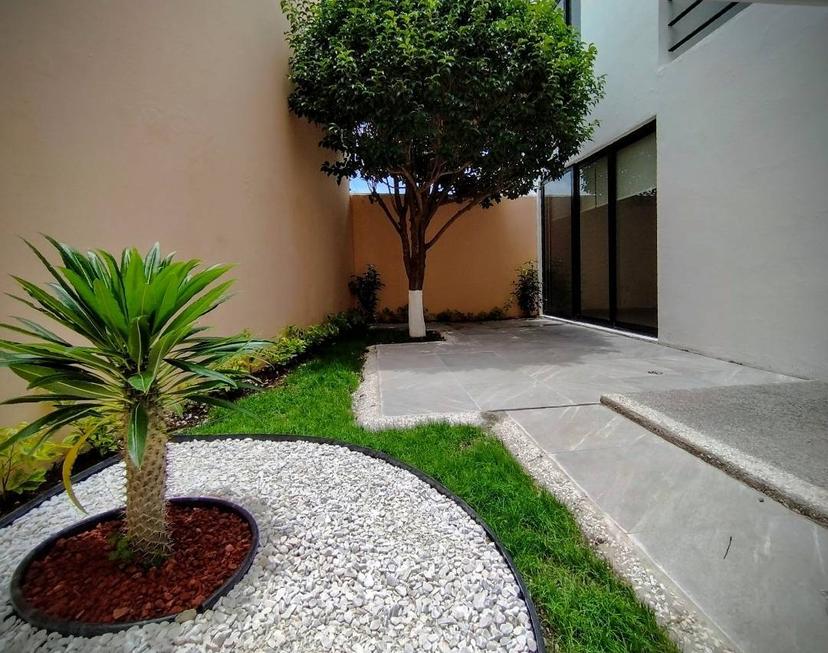 Hermosa Casa en Valle de Juriquilla 3