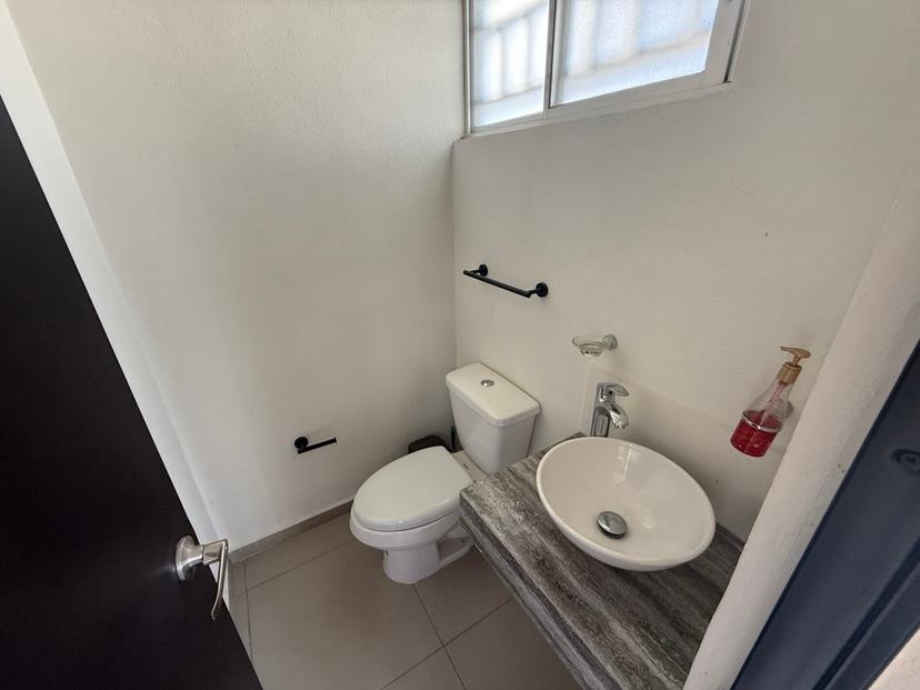 Casa en Renta Tlajomulco (a 10min del
Aeropuerto) 5