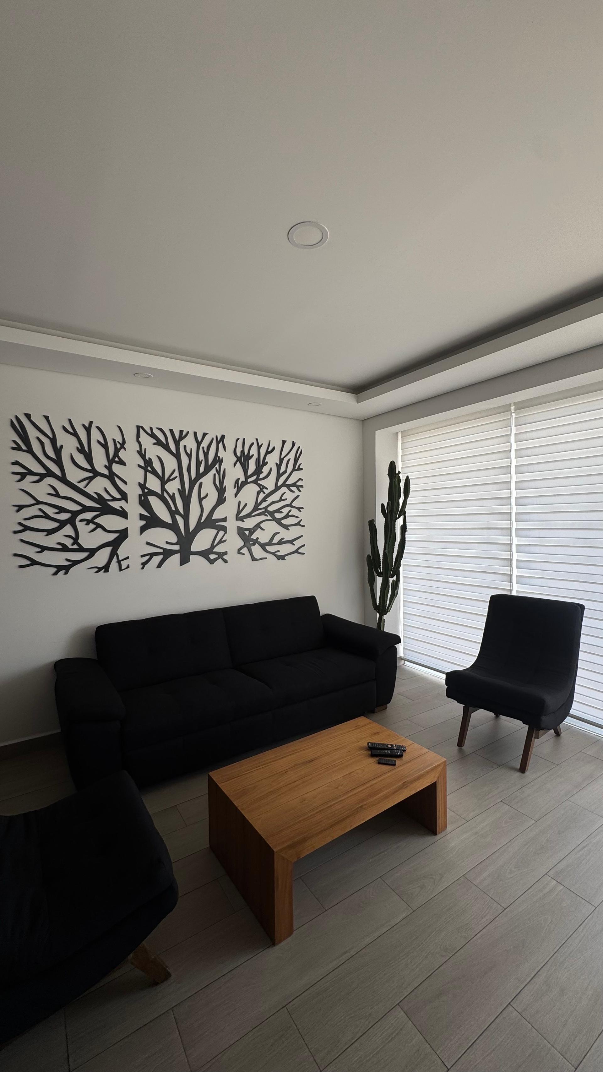 SE RENTA DEPA CON MUEBLES EN ZONA REAL