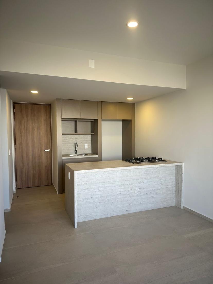 Departamento de 1 recamara en torre Lírica  2