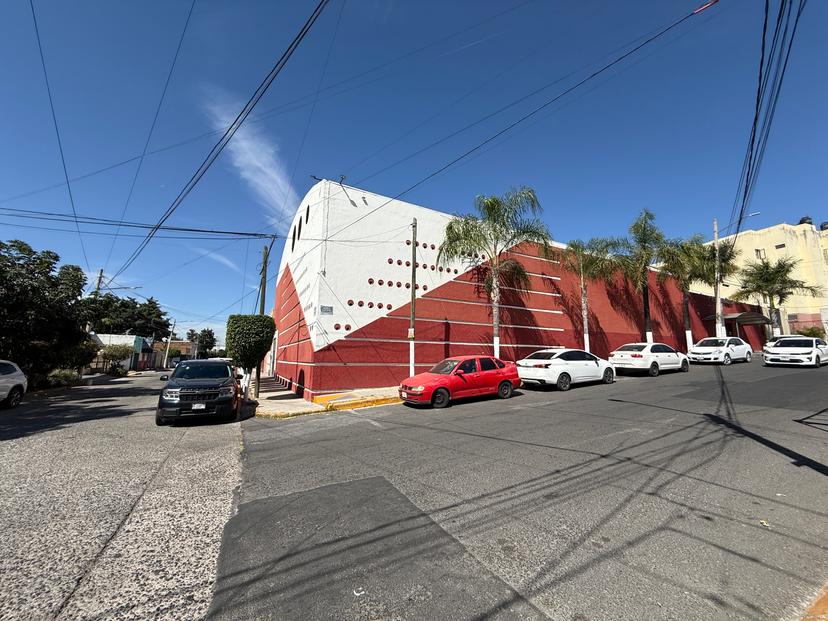 Terraza en Renta para uso comercial  2