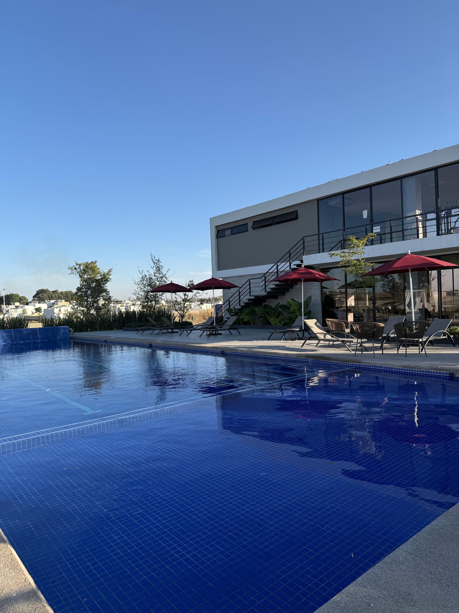 CASA EN VENTA EN VALLE IMPERIAL 