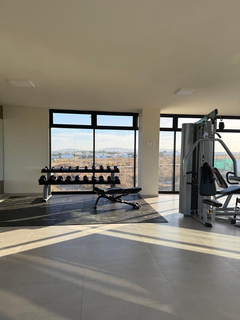 CASA EN VENTA EN VALLE IMPERIAL  3