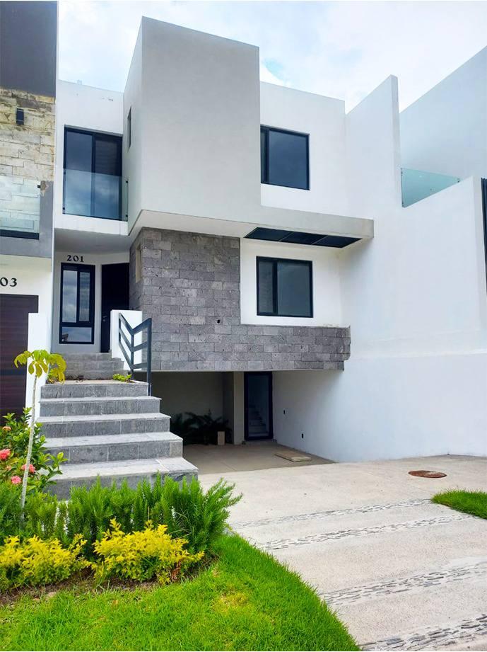 Casa en Venta a una cuadra de Galerías Santa Anita