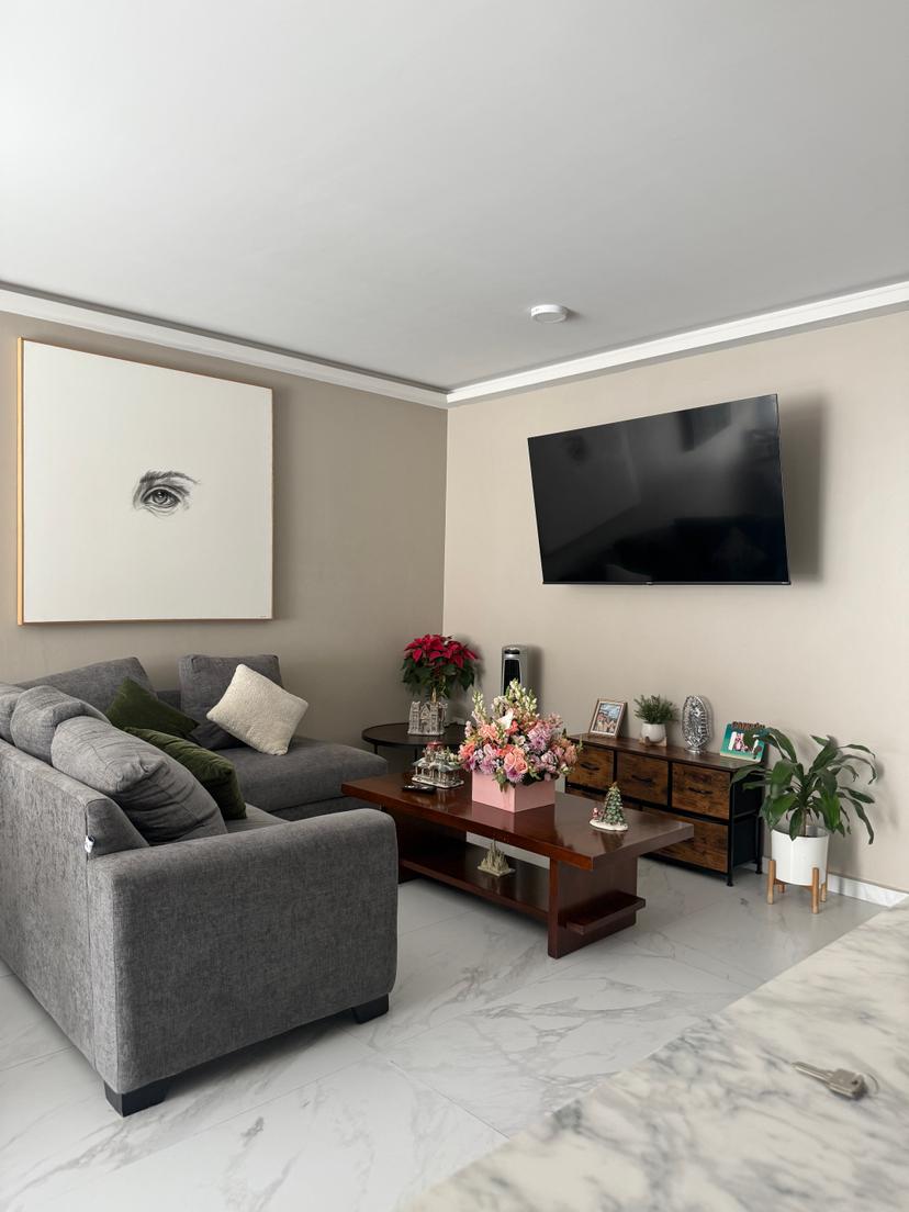 Departamento En Venta En Jardines del Bosque 3