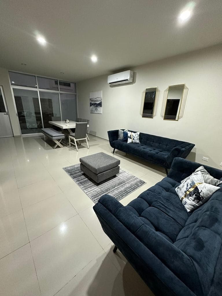 Casa en venta coto Real del valle  4