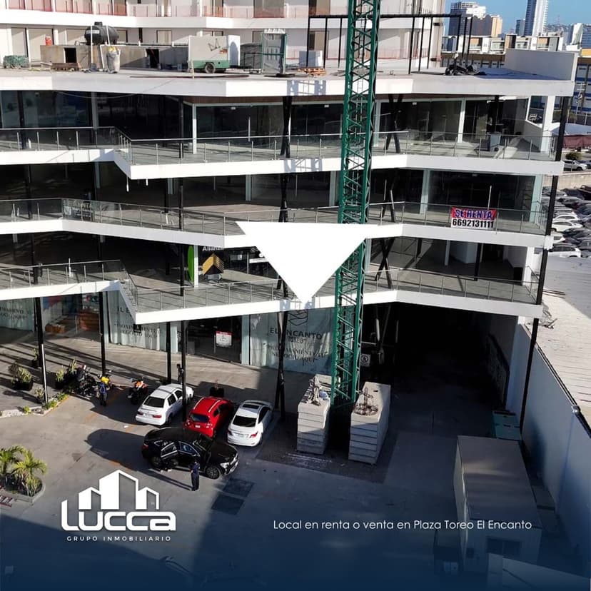 Local en venta en plaza Encanto el toreo  2