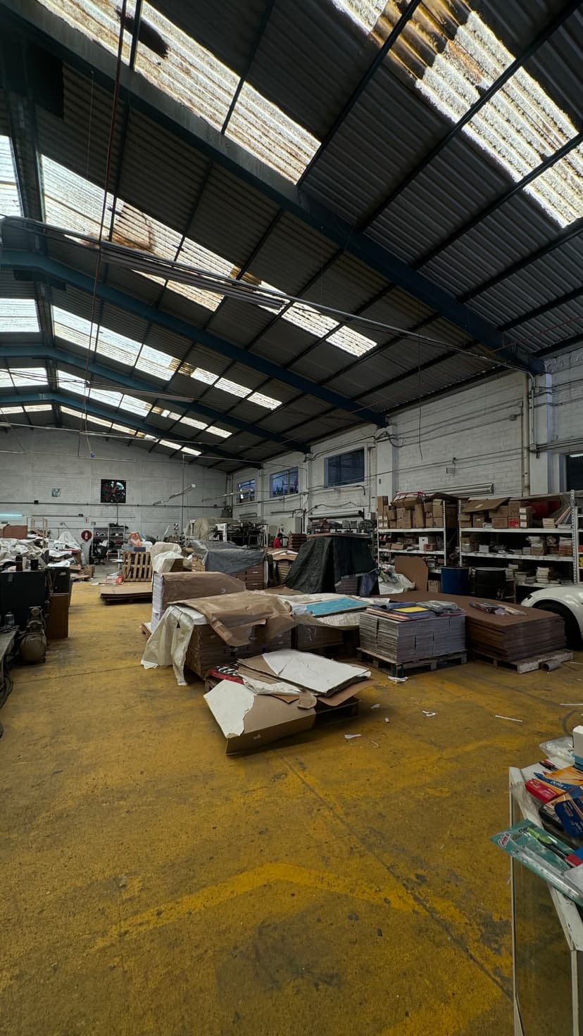 SE VENDE BODEGA EN EL PALOMAR  3