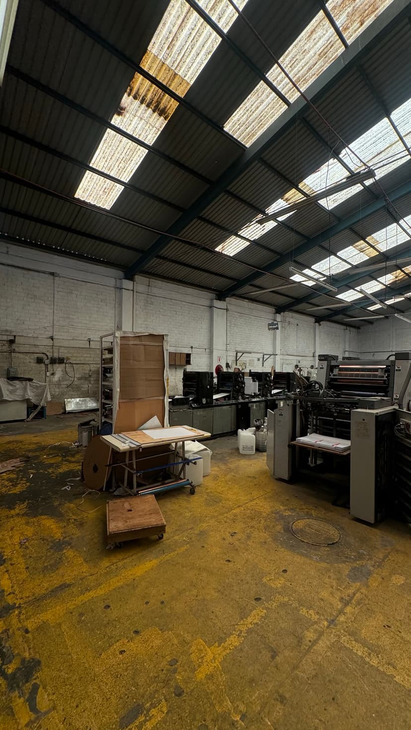 SE VENDE BODEGA EN EL PALOMAR  2