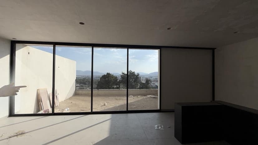 🏡CASA EN VENTA| LUJO, VISTA Y AUTOSUSTENTABILIDAD 3