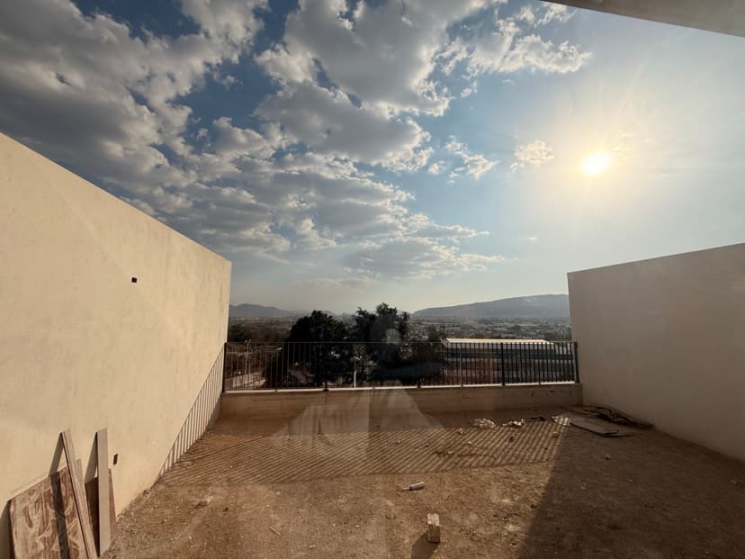 🏡CASA EN VENTA| LUJO, VISTA Y AUTOSUSTENTABILIDAD 5